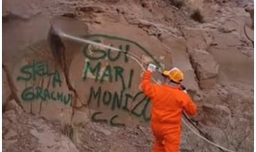 Limpiaron las pintadas que realizaron turistas bonaerenses en una roca en Potrerillos