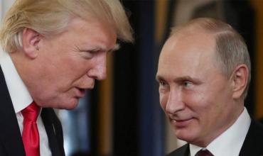 Pese al rechazo de Moscú, Trump insiste en invitar a Zelensky a su reunión con Putin