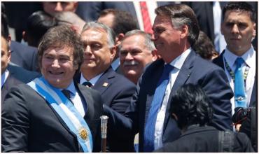 La policía federal de Brasil aseguró que Jair Bolsonaro planeó pedir asilo político a Javier Milei en Argentina