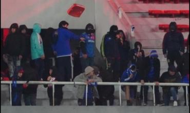Drama y locura en Independiente-U de Chile: hay heridos graves