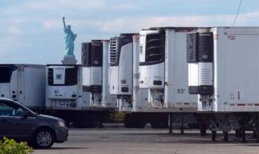Nueva York: hallan cientos de muertos por coronavirus almacenados en camiones