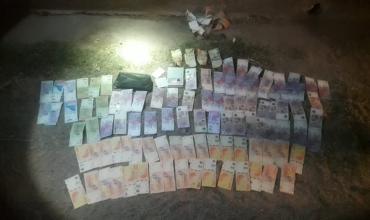 Un policía encontró una cartera con más de 40 mil pesos