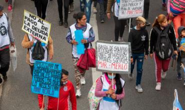 El freno a los planes sociales anticipa más conflictividad en las calles