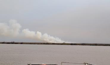 Incendios en el Delta: Prefectura trabaja intensamente en la zona