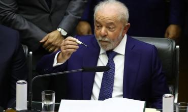 Lula será operado para corregir un problema en el fémur