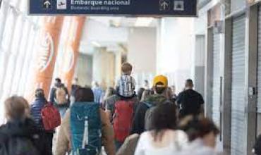 Las agencias de viajes pidieron a la Justicia que el DNU de Milei sea declarado inconstitucional