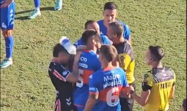Aprevide detuvo al atacante de Fernando Brandán en el partido entre Tigre y Chacarita por la Copa Argentina
