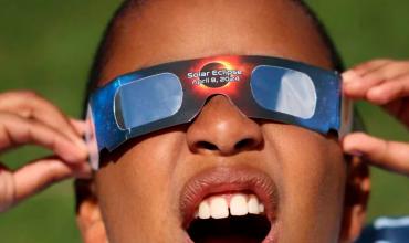 El eclipse total de sol deslumbró a millones de personas en Norteamérica