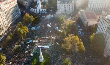 Marcha federal universitaria: Para la ciudad hubo más de 180 mil personas en Plaza de Mayo, para la UBA hubo más de 500 mil