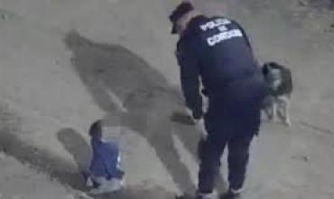 La insólita explicación de los padres del bebé que gateó solo por la calle en Córdoba