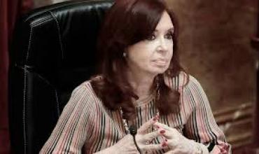 Cristina Kirchner criticó la Ley Bases en las vísperas de su tratamiento en el Senado