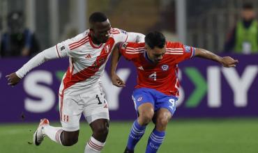 Tras la victoria de Argentina, el Chile de Gareca igualó ante Perú en su estreno en la Copa América