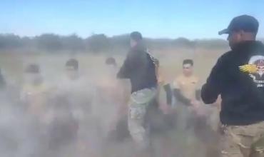 La Justicia investiga un "bautismo" de paracaidistas en el Ejército: les arrojaron cal viva en la cara