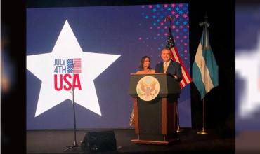 El embajador Stanley celebró "por Argentina y por Messi" en el acto del Día de la Independencia estadounidense