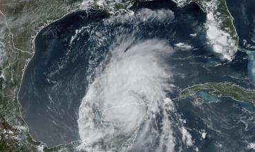 Al menos dos personas murieron en Texas por el paso de la tormenta tropical Beryl