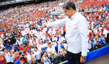 Maduro denunció que "extremistas pretenden suspender elecciones"