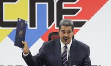Insólito momento: durante su discurso, Maduro cantó la marcha peronista y habló del futuro de la Argentina