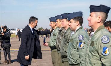 Petri dijo estar "orgulloso" de las Fuerzas Armadas en el acto del Día de la Fuerza Aérea