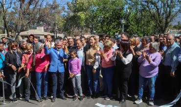 El gobernador Ricardo Quintela encabezó la inauguración del asfaltado e iluminación de la avenida Paso de los Patos