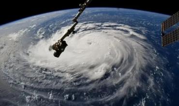 Estados Unidos: el huracán Helene se aproxima a las costas de Florida