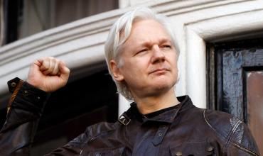 Julian Assange: “Estoy libre porque me declaré culpable de periodismo”