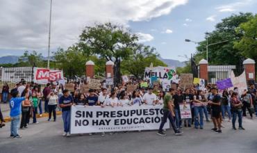 La UNLaR se suma a la marcha universitaria