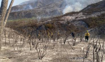 El COE informó sobre el incendio en el cordón del Velasco