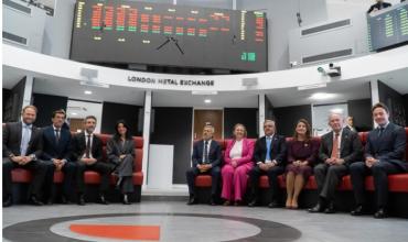 Los gobernadores recorrieron la Bolsa de Metales de Londres y se reunieron con autoridades de Río Tinto