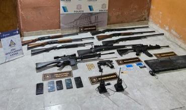 Quiénes son los delincuentes chilenos acusados de robar casi 100 armas en un ataque boquetero