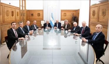 Francos recibió al G6 de empresarios y preparan reunión tripartita con la CGT