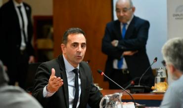 El Gobierno condiciona la baja del costo laboral al sostenimiento del equilibrio fiscal