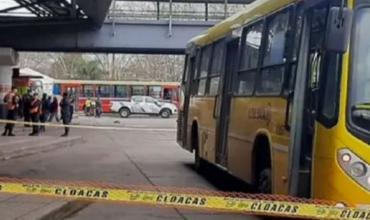 Tragedia en Moreno: un colectivo atropelló a cuatro personas y una murió