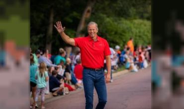 Senadores republicanos de EEUU eligen a John Thune como líder de mayoría