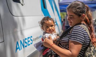 ANSES confirmó un nuevo aumento del 2,69% en las Asignaciones Familiares para diciembre