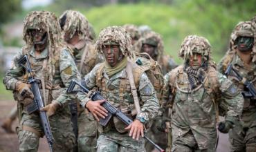 El Gobierno impulsa un decreto que amplía el rol de las Fuerzas Armadas en la Seguridad Interior