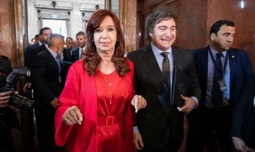 Cristina Kirchner le respondió a Javier Milei y se desligó de Edgardo Kueider: "No te bancás la pelusa"