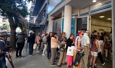 Un jubilado se roció con nafta e intentó prenderse fuego en la sede central de PAMI en Córdoba