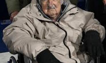 Pepe Mujica superó con éxito una cirugía en el esófago