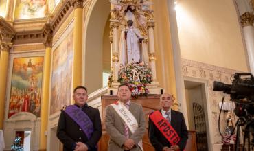 “Tinkunaco, encontrarnos para que suceda” : La Cofradía de Los Alféreces de San Nicolás de Bari: los fieles custodios de la imagen del santo patrono de La Rioja