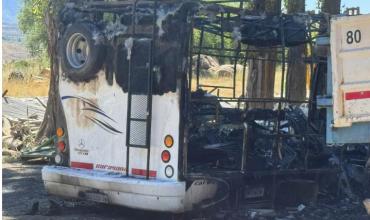 El gobernador de Chubut acusó a grupos mapuches por los incendios en la provincia