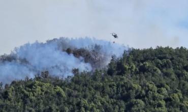 Continúa el incendio en el Parque Nahuel Huapi: el fuego ya consumió cási 6.000 hectáreas