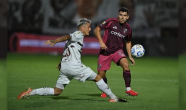 Con un blooper increible de Armani, River empató en su visita a Platense en el arranque del Torneo Apertura