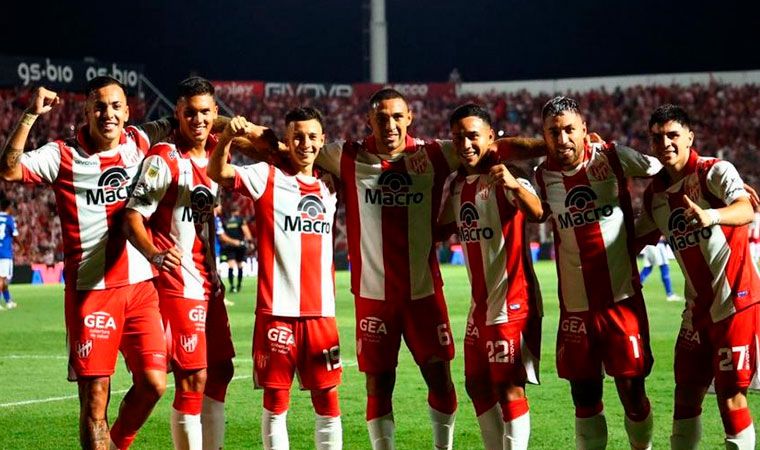 Instituto Le Gan En C Rdoba A V Lez Que Se Hunde Cada Vez M S En La Tabla