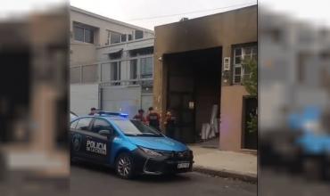 Incendio y misterio en Boedo: un muerto