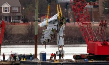 Recuperan los cuerpos de las 67 víctimas de la tragedia aérea en Washington