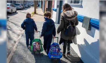 El Gobierno anunció un refuerzo para la ayuda escolar anual: de cuánto será y cómo se cobra