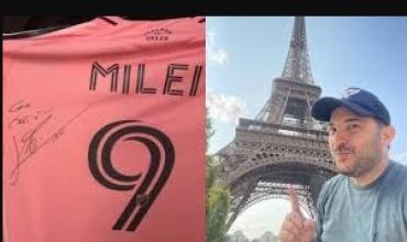 Diego Brancatelli estalló de bronca porque Lionel Messi le firmó una camiseta a Javier Milei: "Desclasados"