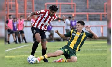 Aldosivi cortó la racha y sumó su primer punto ante Estudiantes