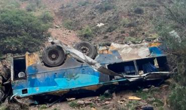 Un accidente de ómnibus deja al menos 31 muertos en Bolivia