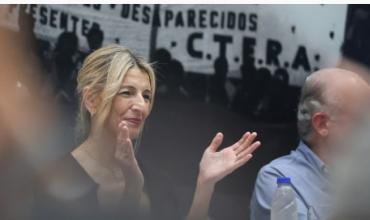 La vicepresidenta de España pidió investigar a Milei por el escándalo de la criptomoneda Libra: “Es muy grave”